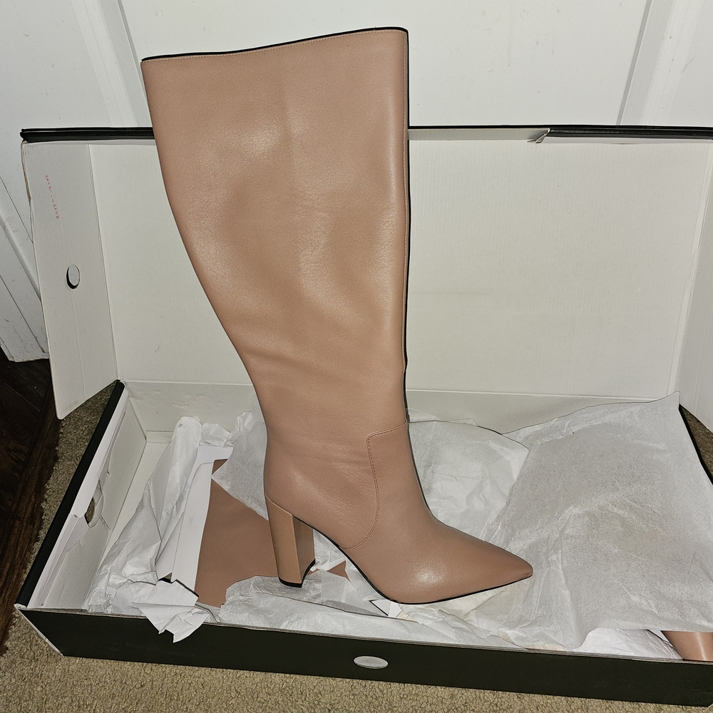 Nine West Beige Knee High Boots Wide Calf, Leather w/ Block Heel, Size 9
